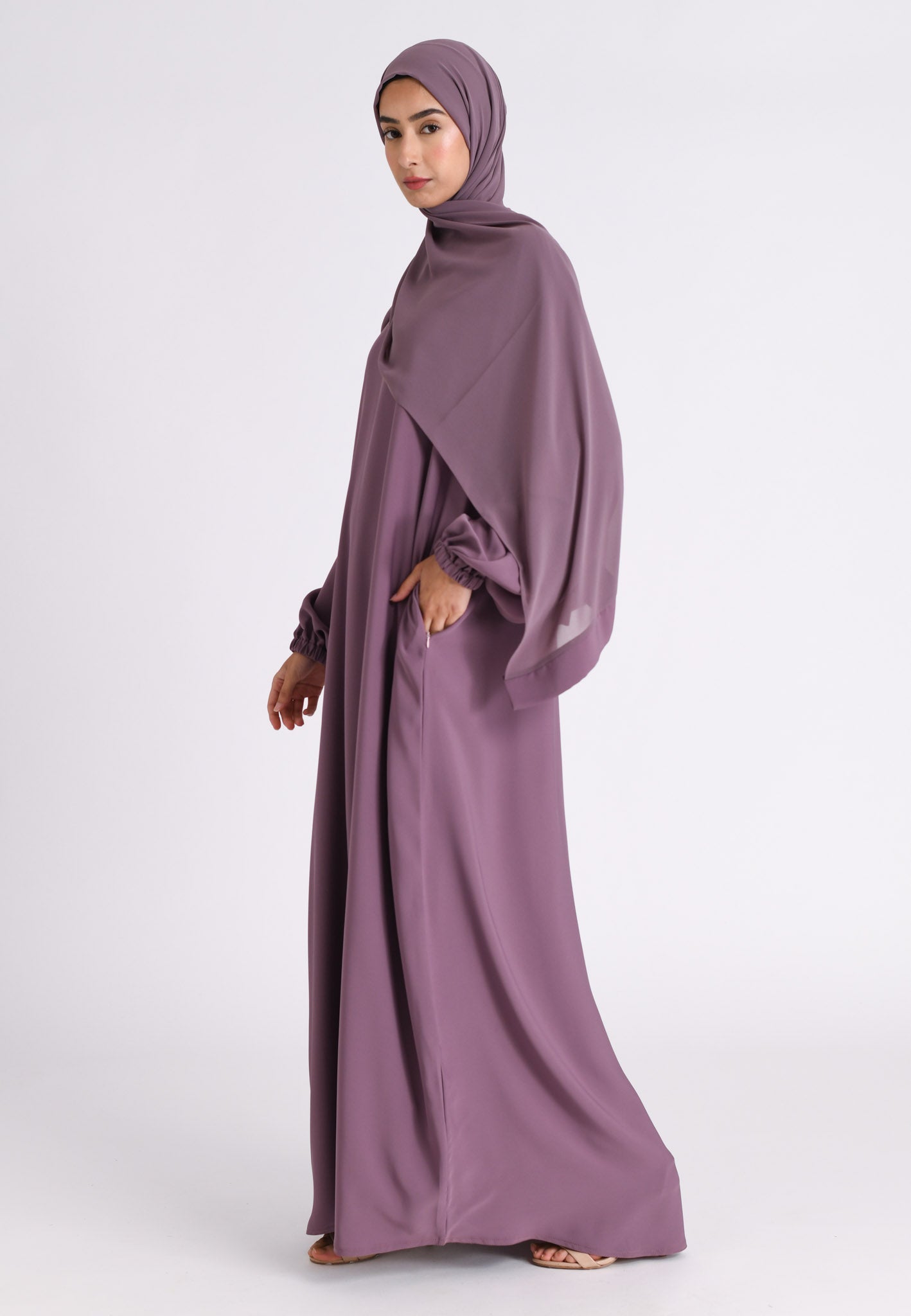 Buy Plain Mulberry Abaya Dress with Zip Pockets For Casual Wear