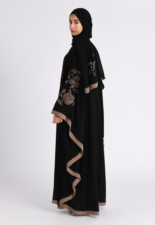 Elegance in Motion: Explore Farasha Abayas | Hayah Al-Muslimah
